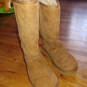 Women's size 7 Ugg
